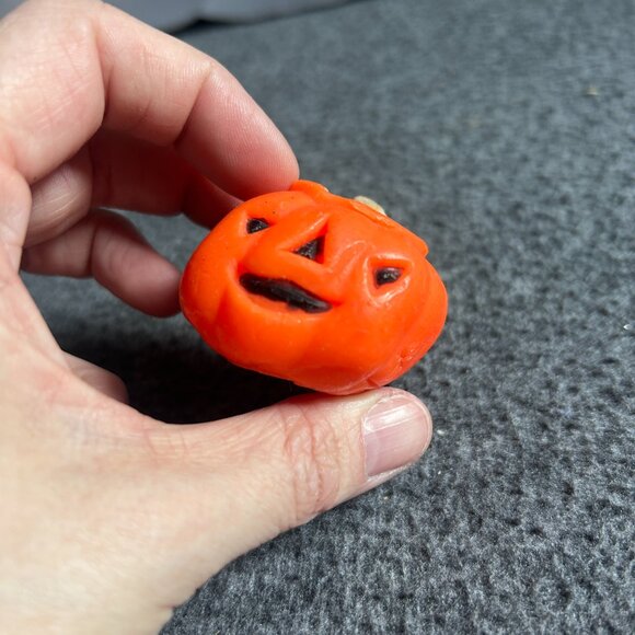 VINTAGE HALLOWEEN GURLEY PUMPKIN JACK O LANTERN UNUSED CANDLE - Picture 4 of 9